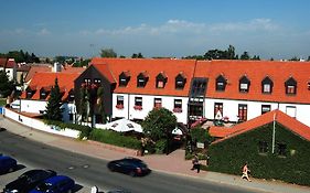 Park Hotel Pruhonice